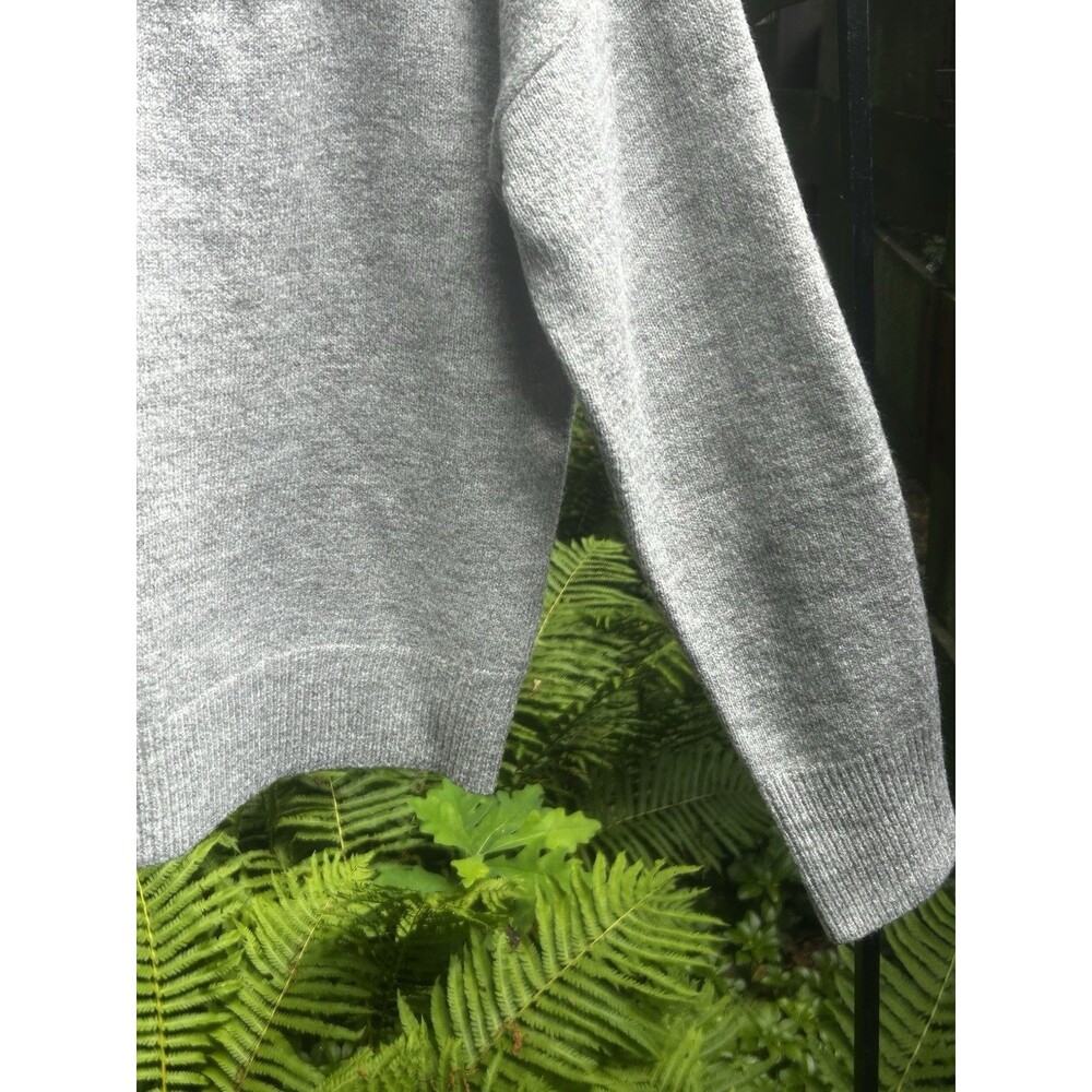 THML Cat Sweater Size Large Mock Neck Mock Neck Kitten Grey Knit - Picture 4 of 8